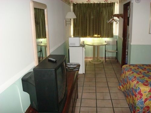 Four Winds Motel Сисайд Хайтс Экстерьер фото